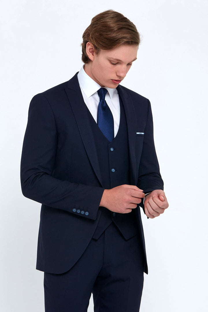 Benetti Antoine Navy 3 Piece Suit €275 image 1