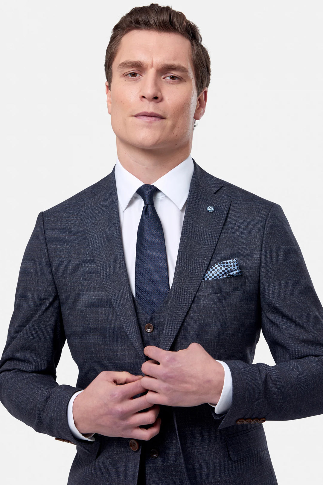 Benetti Ross Brown 3 Piece Suit