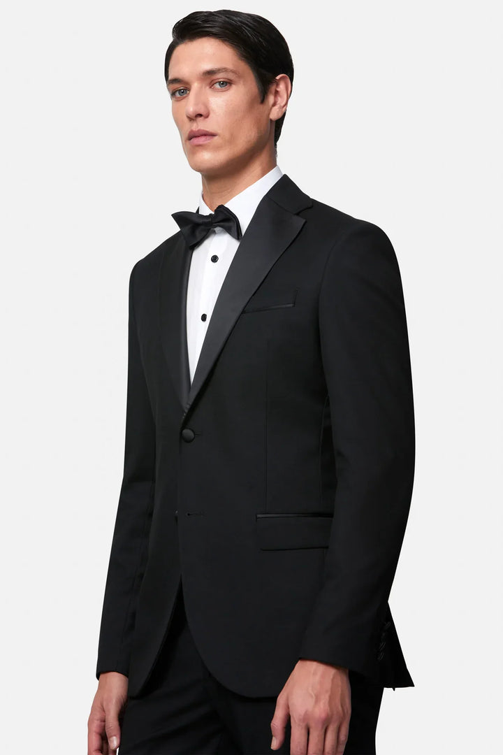 Benetti Edina Peak Black Tux 2 Piece €199 image 3