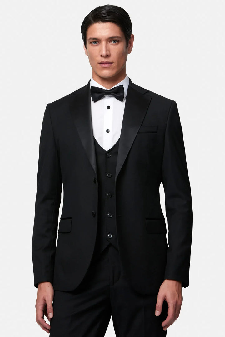 Benetti Edina Peak Black Tux 3 Piece €249 image 3