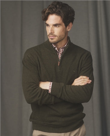 Magee Lunnaigh Lambswool 1/4 Zip Jumper in Moss Green