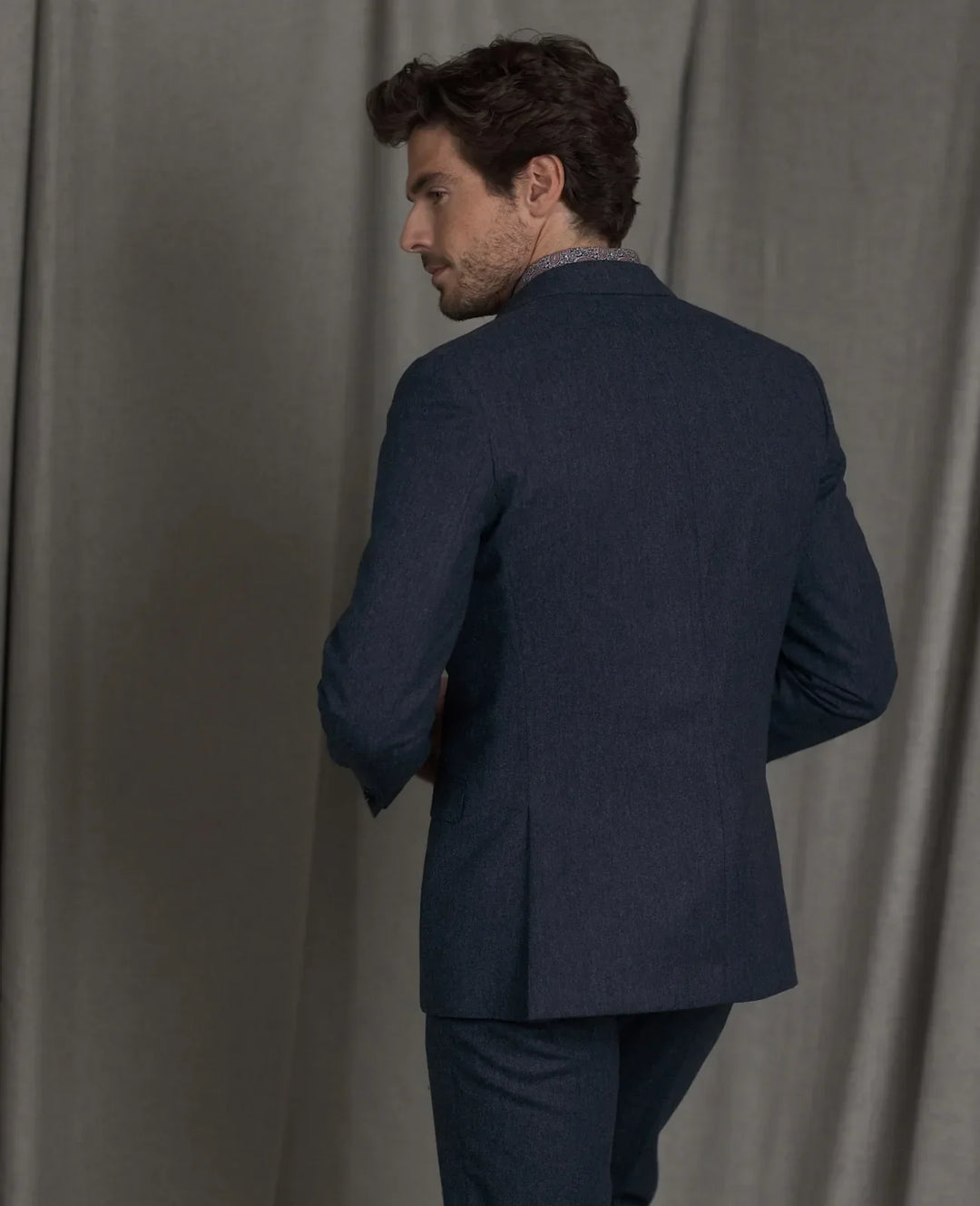 Magee Finn Donegal Tweed Mix & Match Blue Suit image 3
