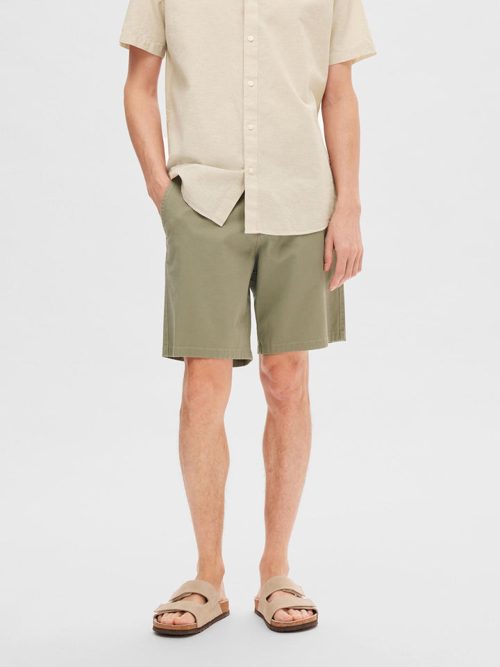 Selected Homme Chino Shorts Vetiver image 2