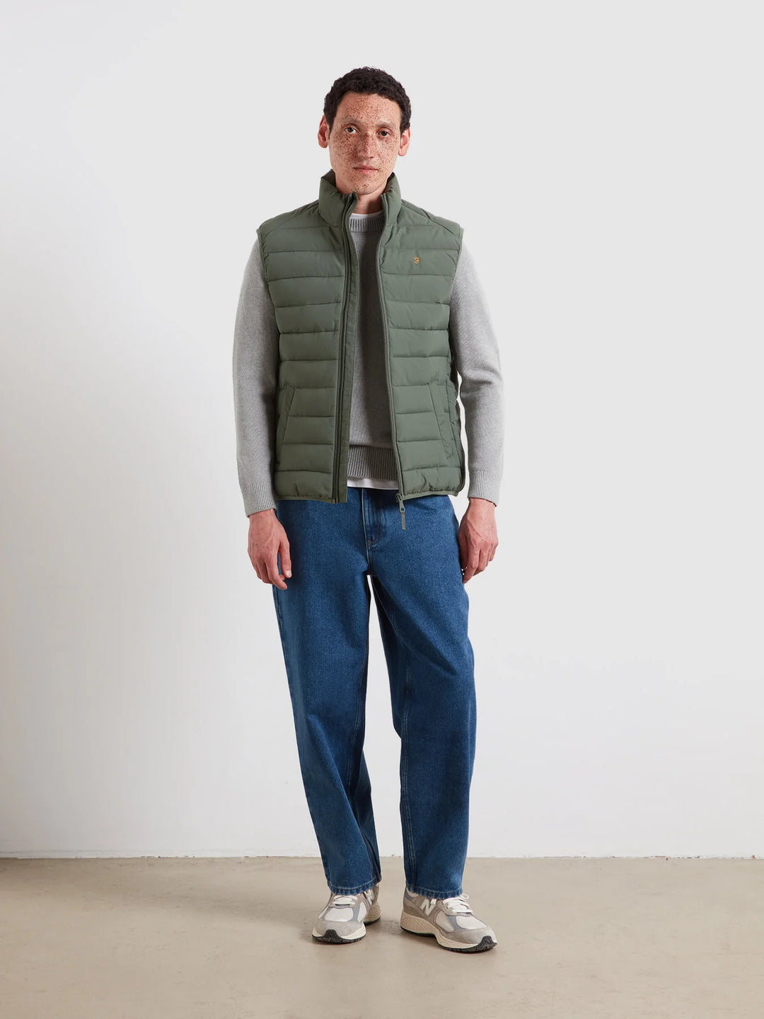 Farah Kennedy Wadded Gilet In Rosemary Green