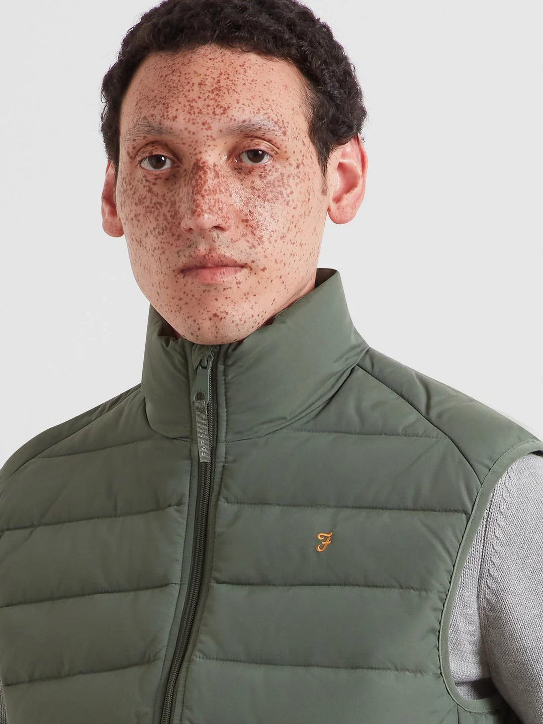 Farah Kennedy Wadded Gilet In Rosemary Green